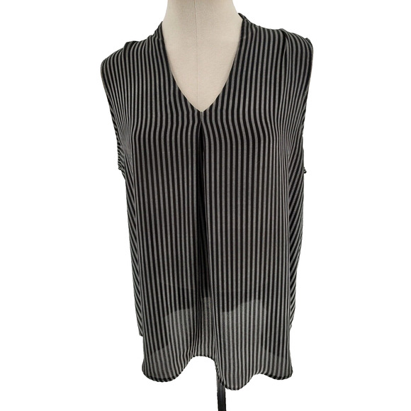 Worthington Woman's Black White Stripped Shell Top Size XL Pleat Front more room - Picture 1 of 8